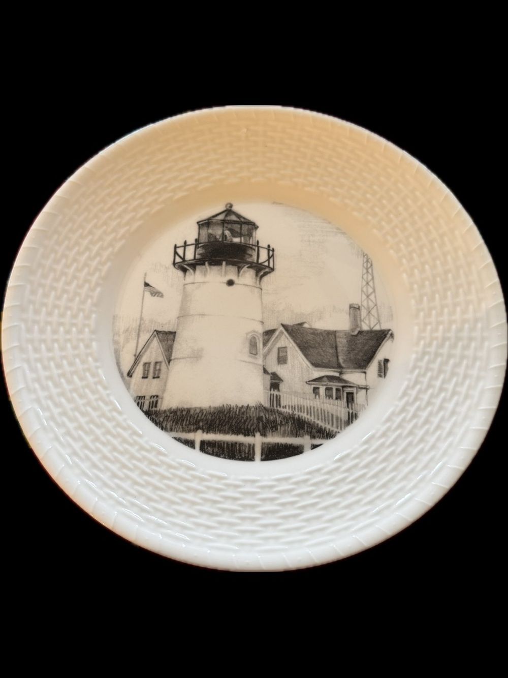 Nantucket Accent Luncheon Plate by Wedgwood Nobska Point Lighthouse.